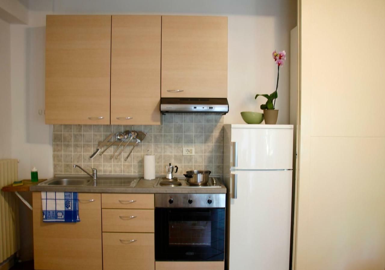 Basement Turati 3 -Consulates District Lejlighed Milano Eksteriør billede