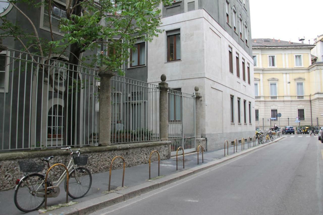 Basement Turati 3 -Consulates District Lejlighed Milano Eksteriør billede